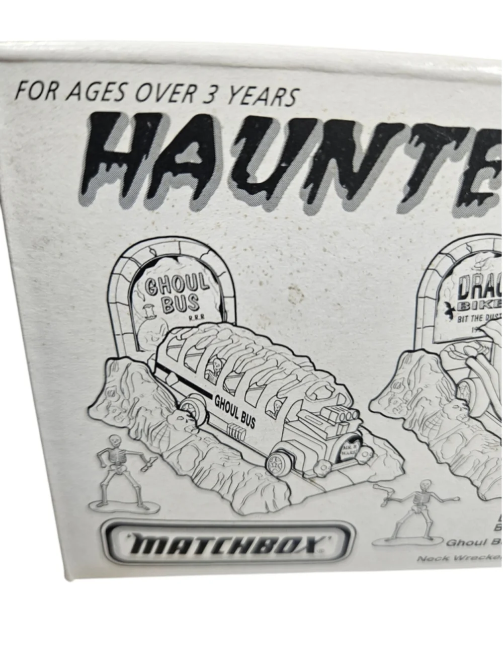 Matchbox 1997 Haunted Haulers Ghoul Bus Play Set w/ Box Halloween Mattel